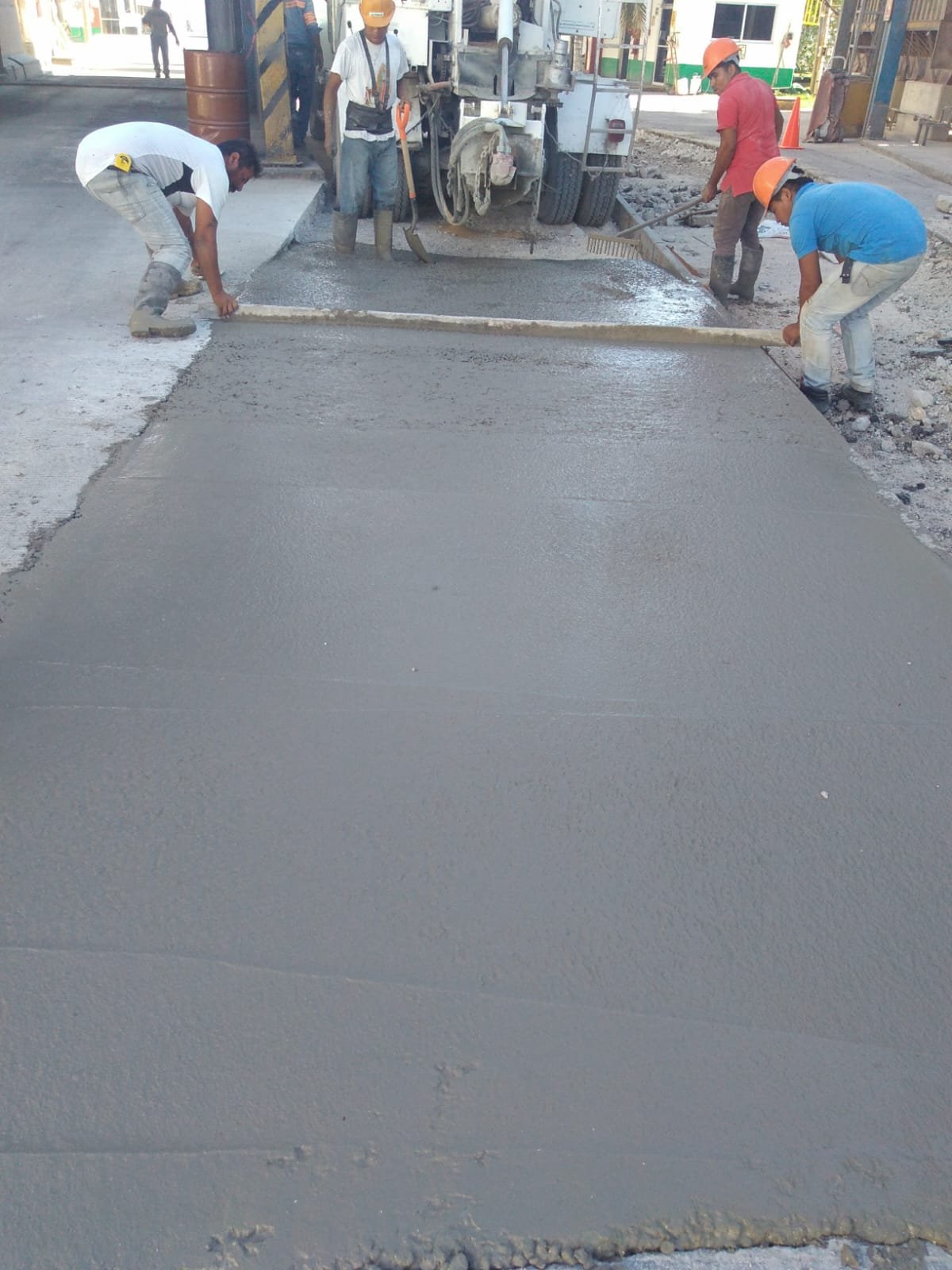 Pisos industriales - Servicio de construcción en Mérida